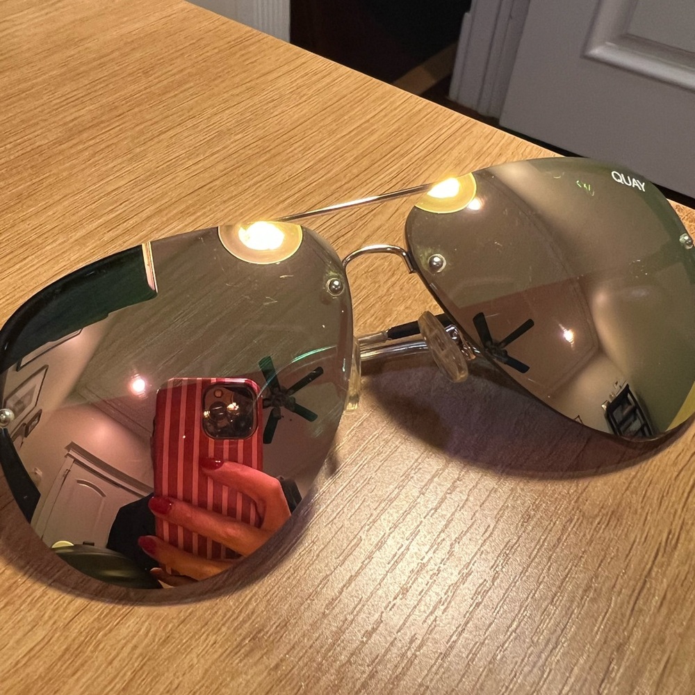 Quay Aviator Sunglasses with Pink Reflective Lenses